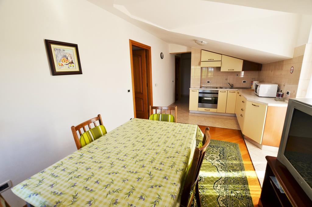 Apartments Sv. Pelegrin Умаг Экстерьер фото